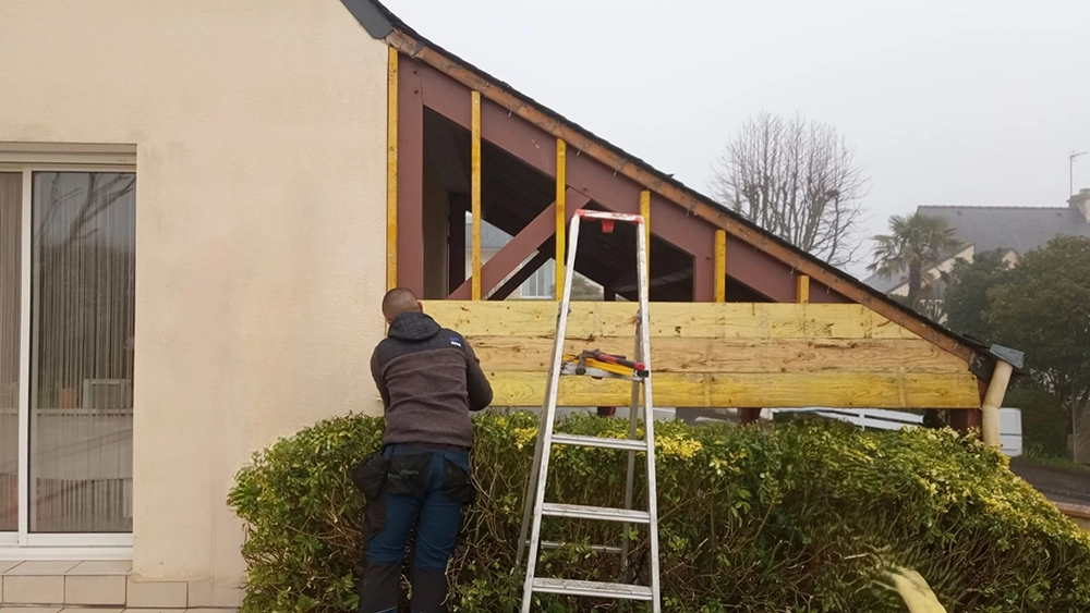 petits travaux de couverture pignon 1 - Histoire de ciel - Pontivy